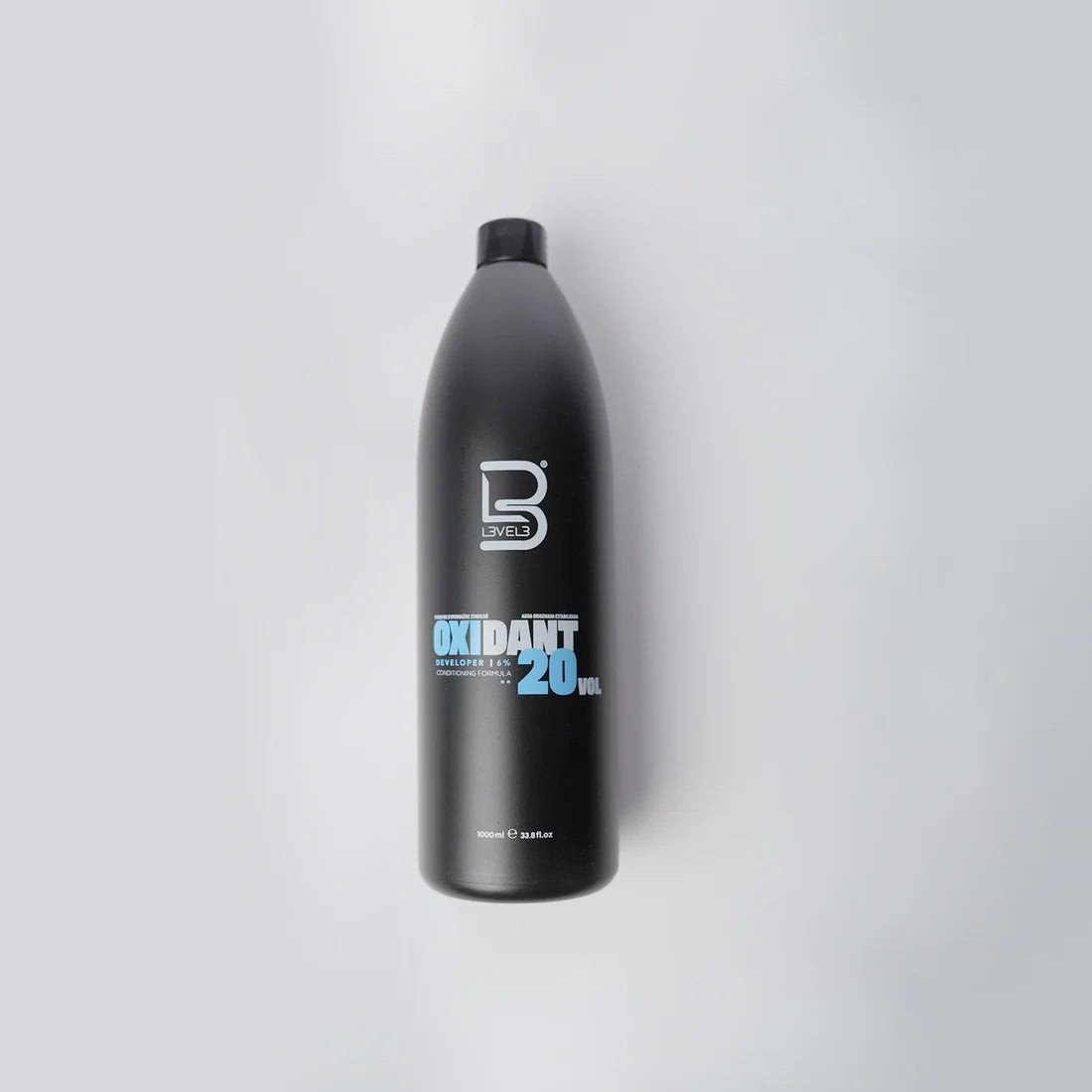 Botella de agua oxigenada en crema L3VEL3 20 Volúmenes (6%) de 1000 ml para cobertura y tinte